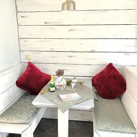 Ferienwohnungen im Strandhus Ostseebad Kühlungsborn Exterior foto